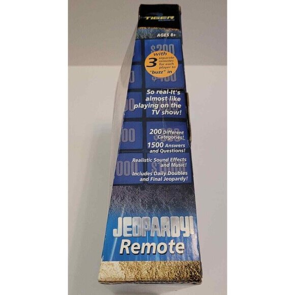 Vintage Jeopardy Remote Electronic Quiz Game Multiplayer Tiger Electronics New - Picture 3 of 4